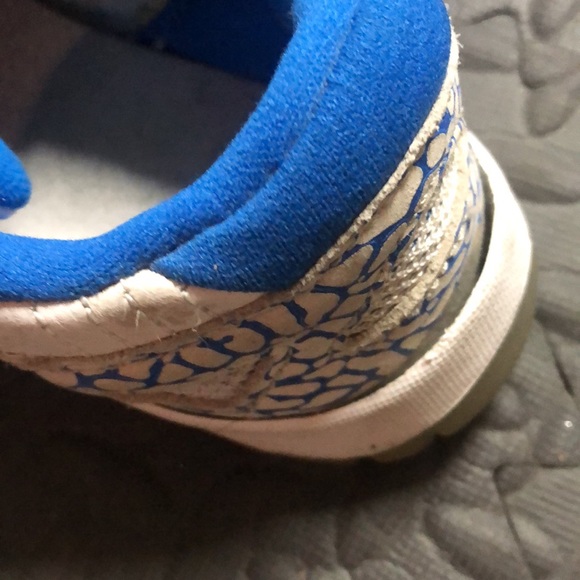 Hard to find Nike air Jordan 11 low retro OG IE guc 3 youth - Picture 7 of 11